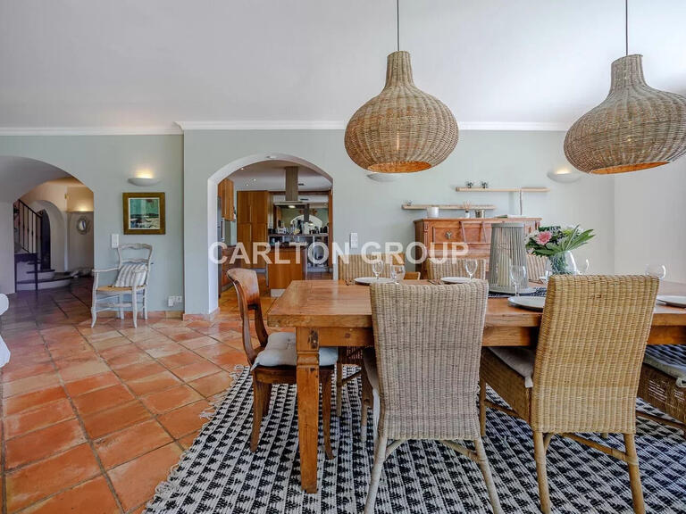 Villa Châteauneuf-Grasse - 5 chambres - 400m²