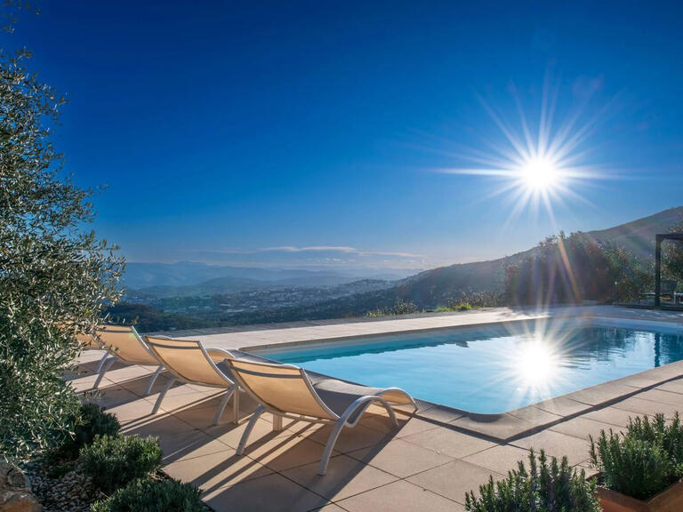 Villa Châteauneuf-Grasse - 5 bedrooms - 284m²