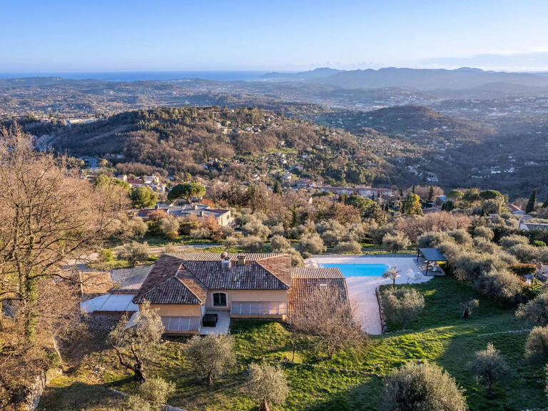 Villa Châteauneuf-Grasse - 5 bedrooms - 284m²