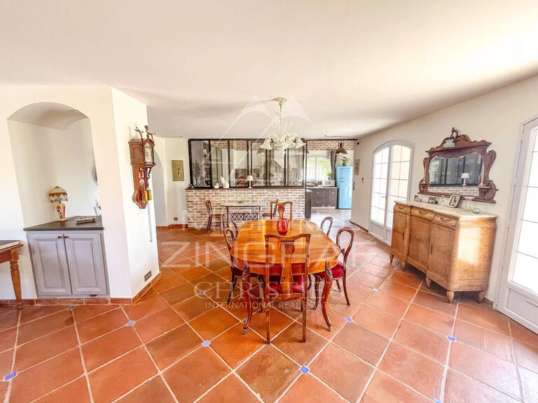 Vente Villa Châteauneuf-Grasse - 5 chambres