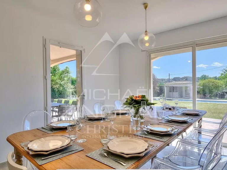 Villa Châteauneuf-Grasse - 5 bedrooms - 260m²