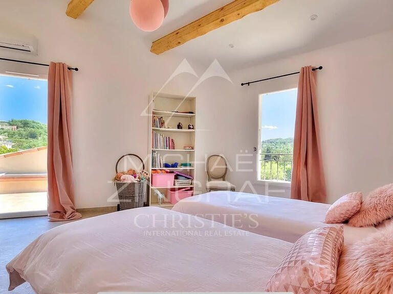 Villa Châteauneuf-Grasse - 5 bedrooms - 260m²