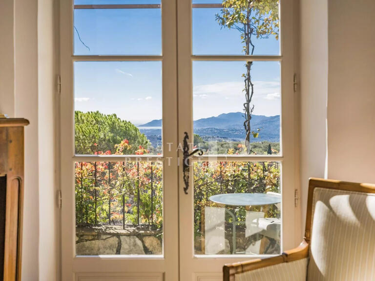 Vente Villa avec Vue mer Châteauneuf-Grasse - 4 chambres