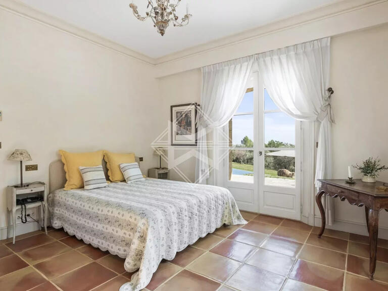 Vente Villa avec Vue mer Châteauneuf-Grasse - 7 chambres