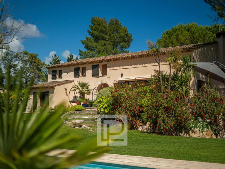 Villa Châteauneuf-Grasse - 5 bedrooms - 287m²