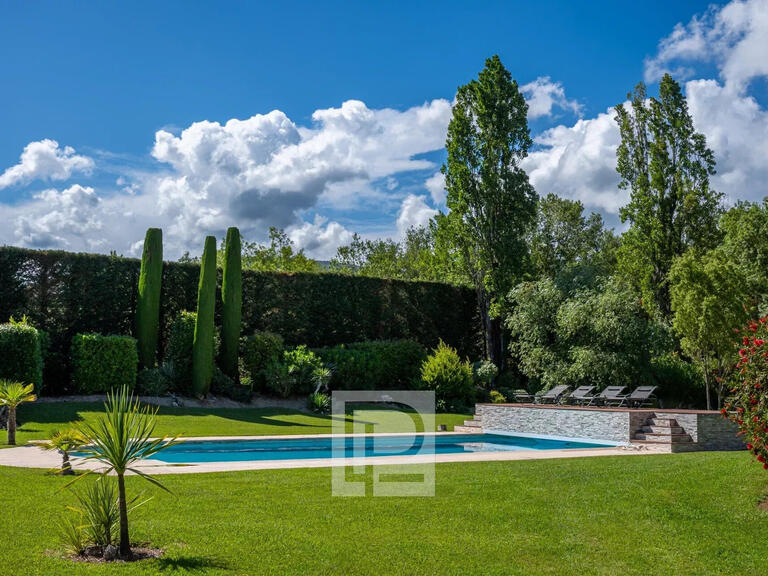 Villa Châteauneuf-Grasse - 5 bedrooms - 287m²