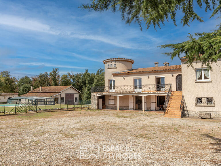 Maison Châteauneuf-sur-Isère - 6 chambres - 257m²