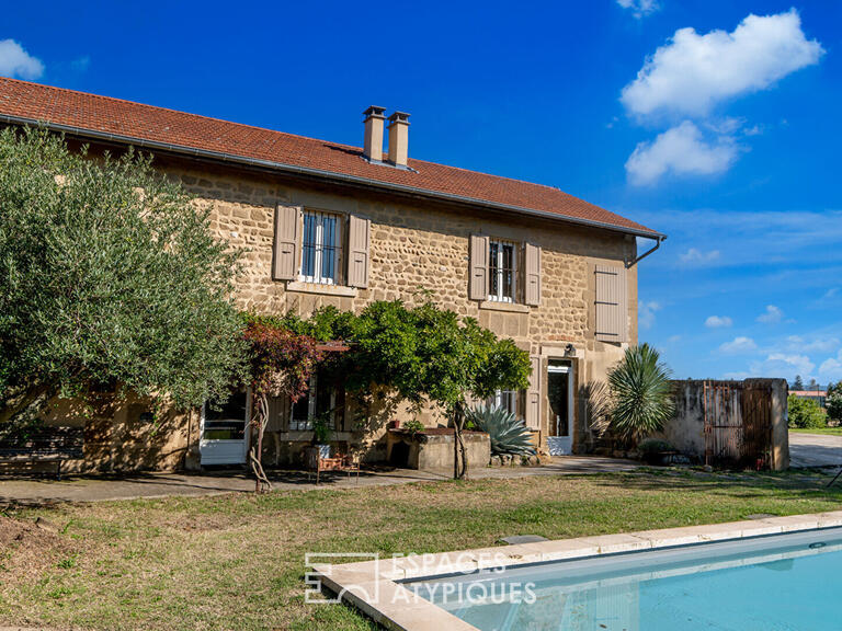 House Châteauneuf-sur-Isère - 4 bedrooms - 366m²