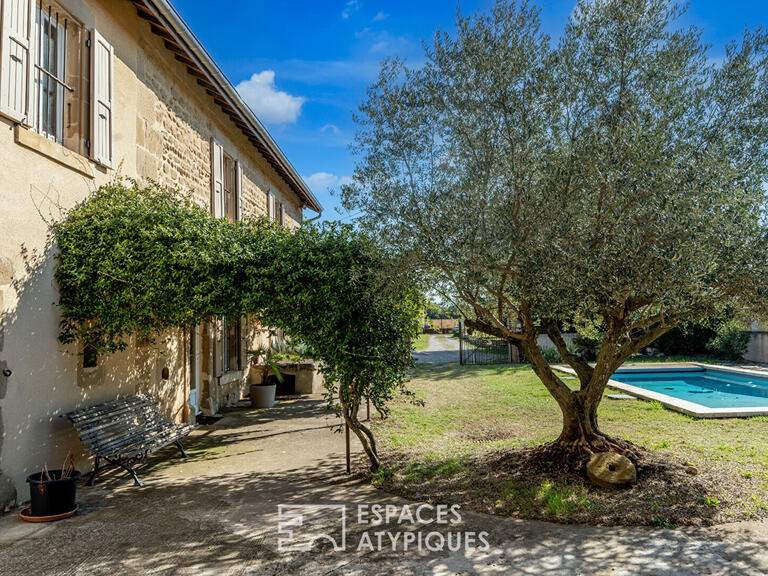 Maison Châteauneuf-sur-Isère - 4 chambres - 366m²