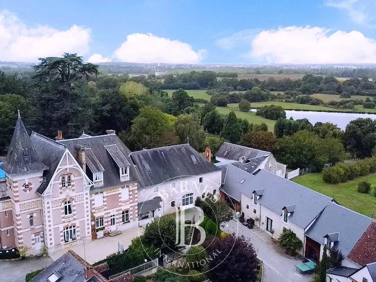 Propriété Châtillon-sur-Indre - 22 chambres - 1720m²