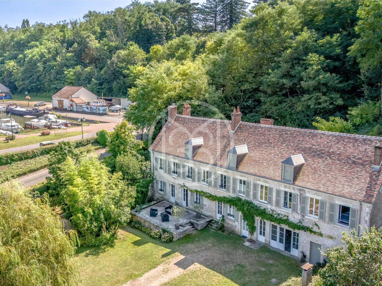 Maison Châtillon-sur-Loire - 6 chambres - 330m²