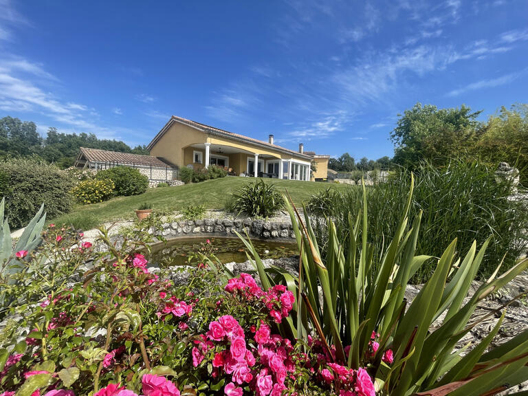 House Chatuzange-le-Goubet - 4 bedrooms - 191m²