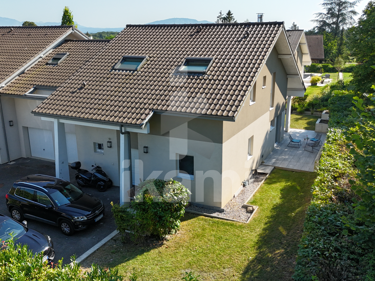 Maison Chens-sur-Léman - 4 chambres - 191m²