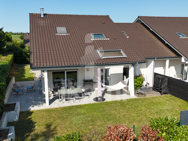 Maison Chens-sur-Léman - 4 chambres - 191m²