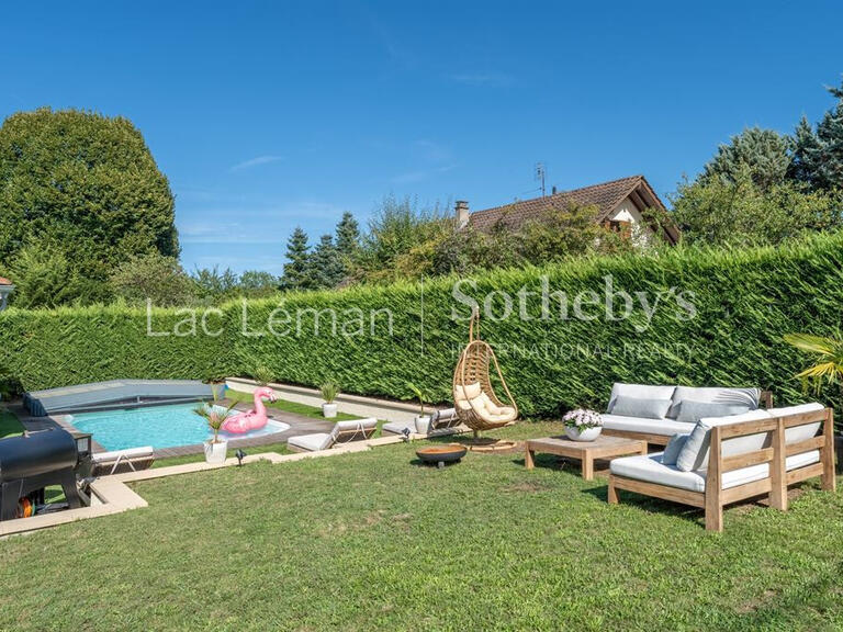 Maison Chens-sur-Léman - 3 chambres - 154m²