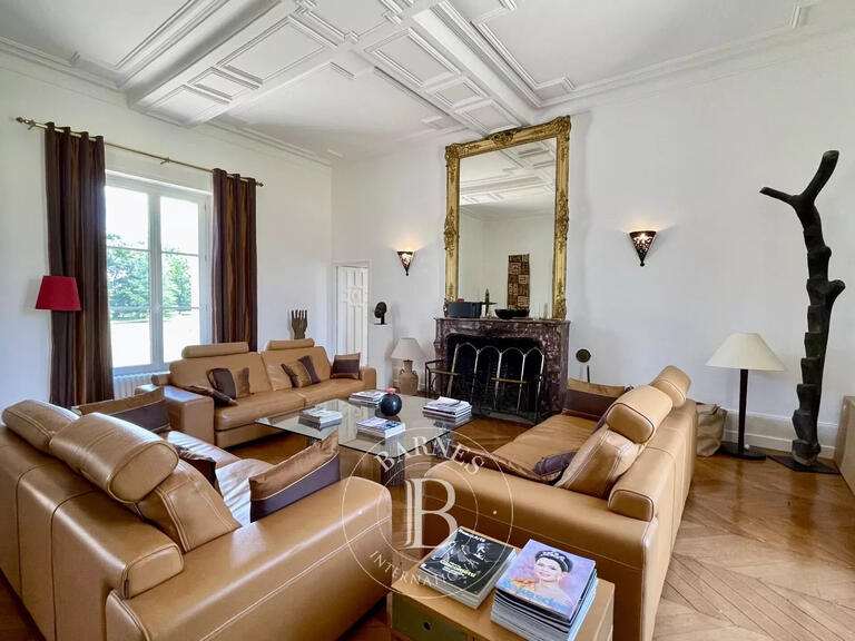 Castle Chinon - 8 bedrooms - 450m²