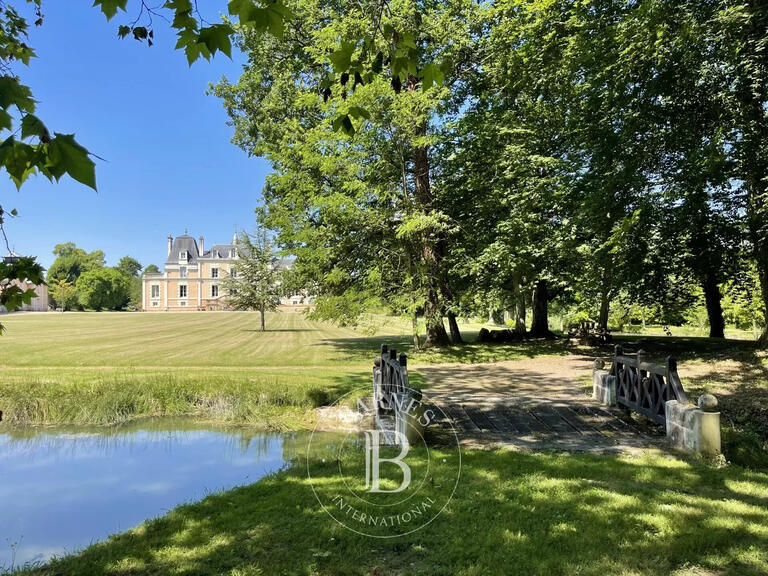 Vente Château Chinon - 8 chambres