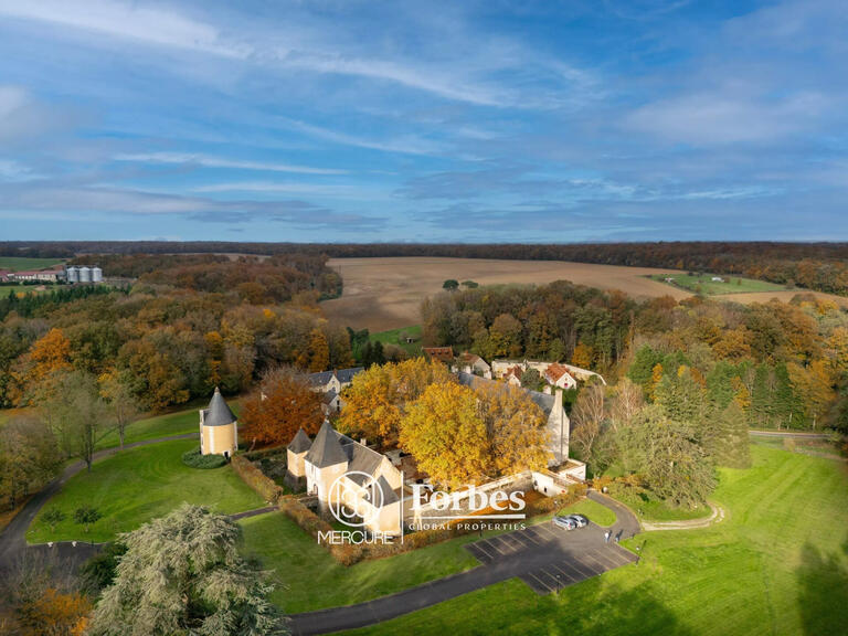 Château Chissay-en-Touraine - 25 chambres - 1500m²