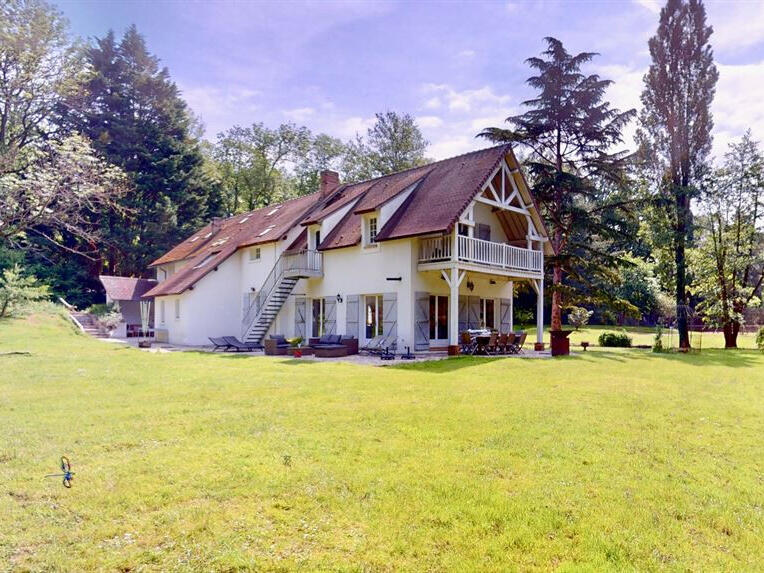 Property Clairefontaine-en-Yvelines - 5 bedrooms - 305m²