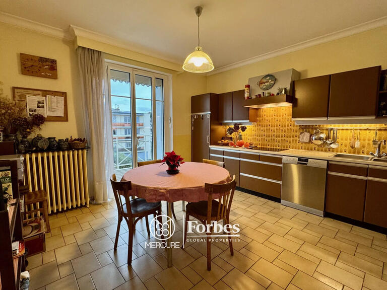 Maison Clermont-Ferrand - 7 chambres - 245m²