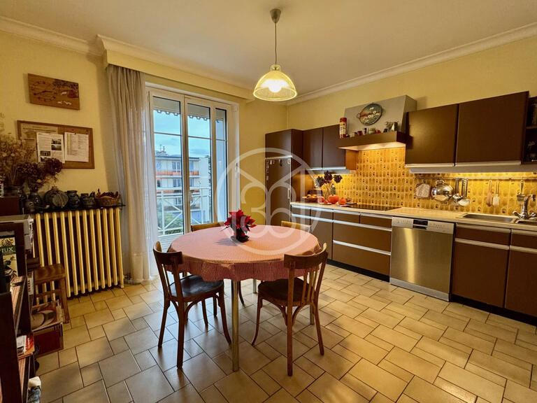 Maison Clermont-Ferrand - 7 chambres - 245m²