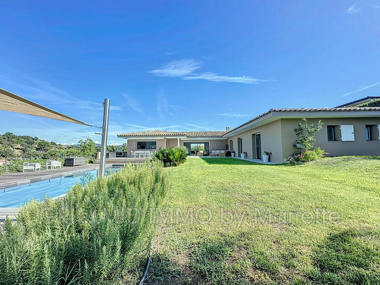 Villa Cogolin - 4 bedrooms - 180m²