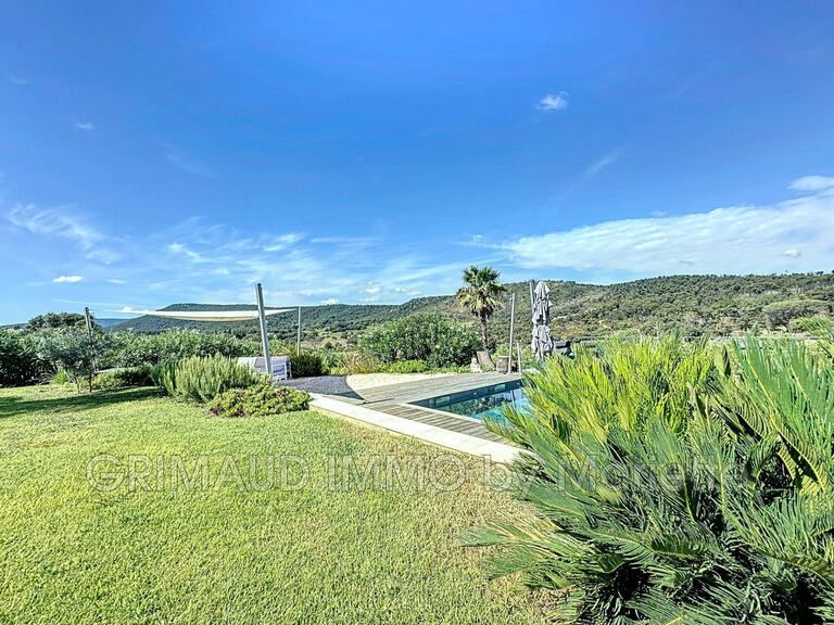 Villa Cogolin - 4 bedrooms - 180m²