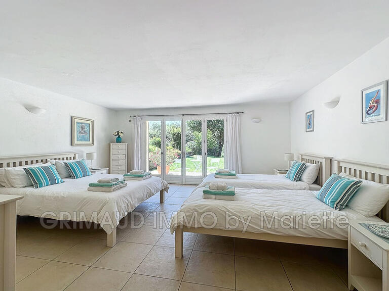 Villa Cogolin - 5 chambres - 202m²