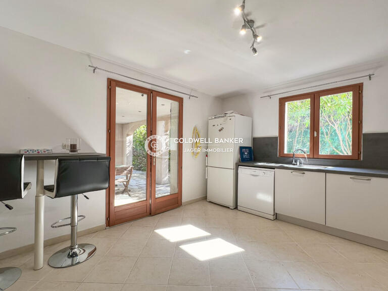 Villa Cogolin - 5 chambres - 200m²