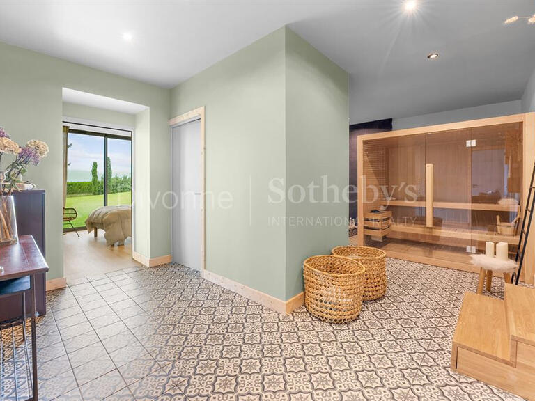 Maison Collonges-sous-Salève - 8 chambres - 536m²