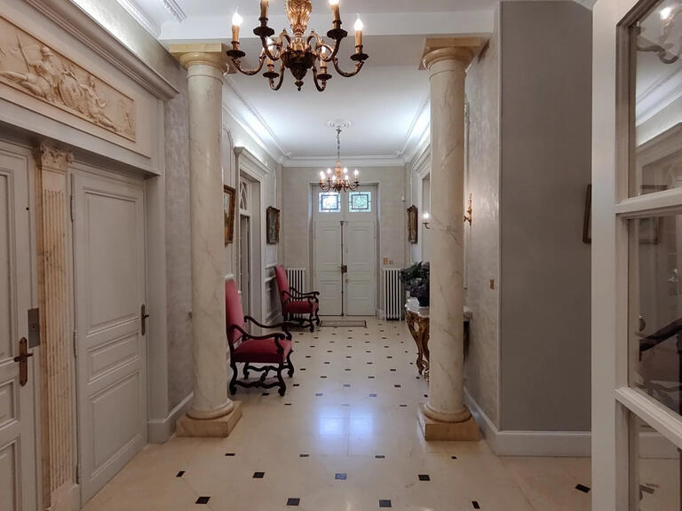 Château Colombier - 10 chambres - 570m²