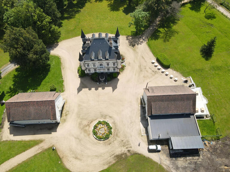 Castle Colombier - 10 bedrooms - 570m²