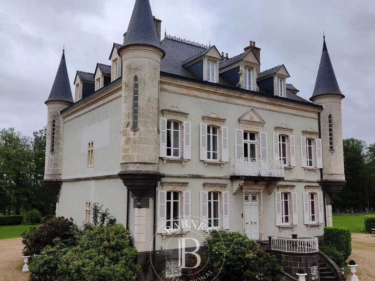 Château Colombier - 10 chambres - 570m²