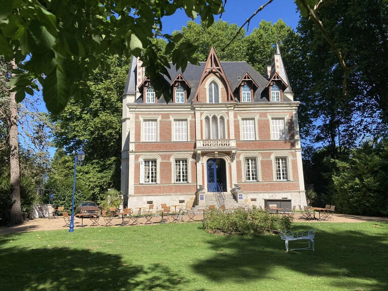 Château Contres - 8 chambres - 390m²