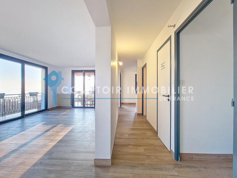 Maison Corenc - 6 chambres - 200m²