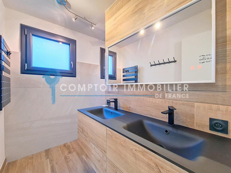 Maison Corenc - 6 chambres - 207m²