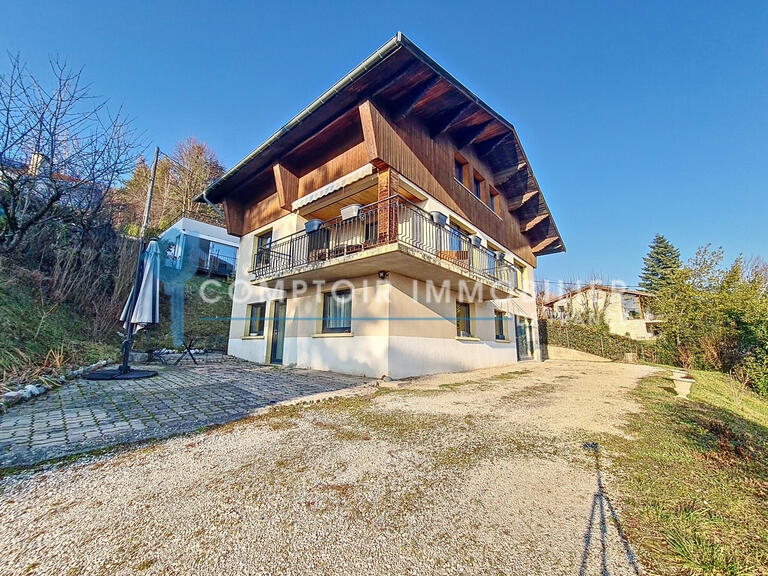 House Corenc - 6 bedrooms - 207m²