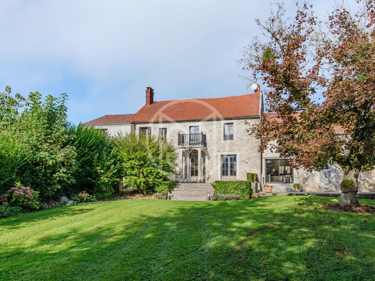 Maison Coulonges-Cohan - 4 chambres - 246m²