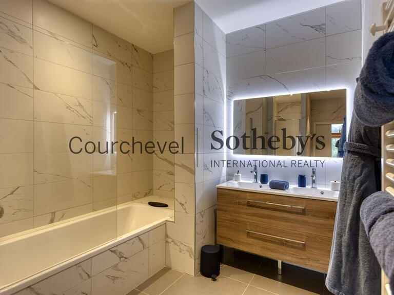 Apartment courchevel - 5 bedrooms - 218m²