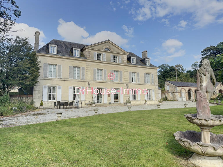 Castle Courgeoût - 6 bedrooms - 419m²