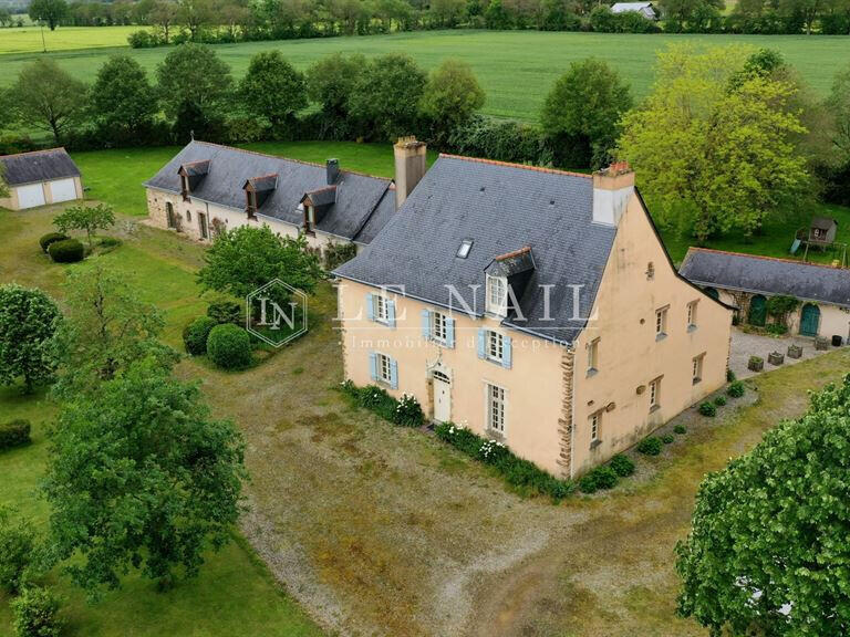 Manor Craon - 10 bedrooms - 540m²