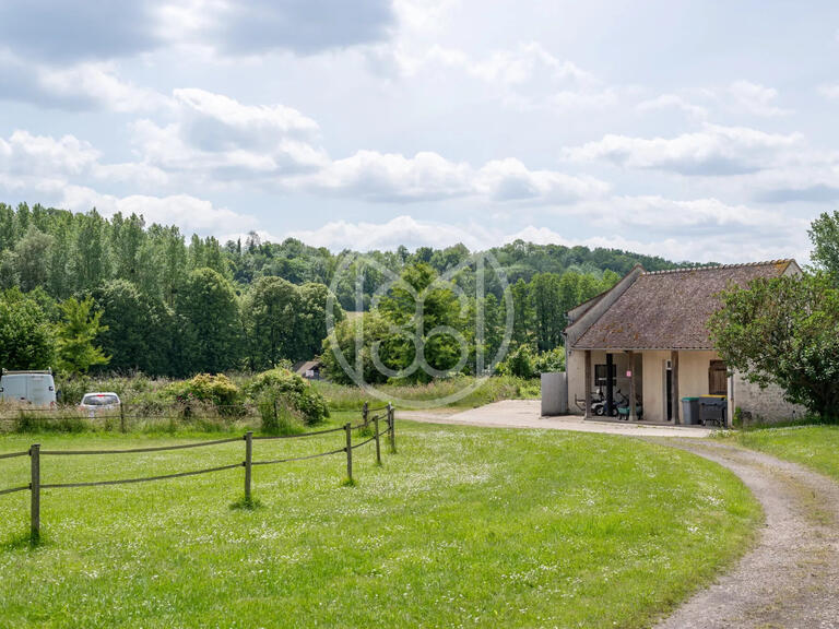 Propriété Crépy-en-Valois - 7 chambres - 447m²