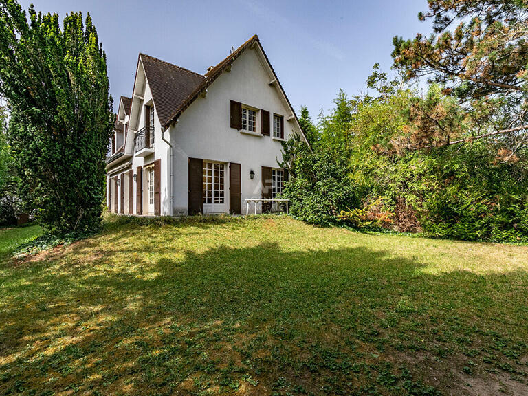 Maison Croissy-sur-Seine - 4 chambres - 162m²