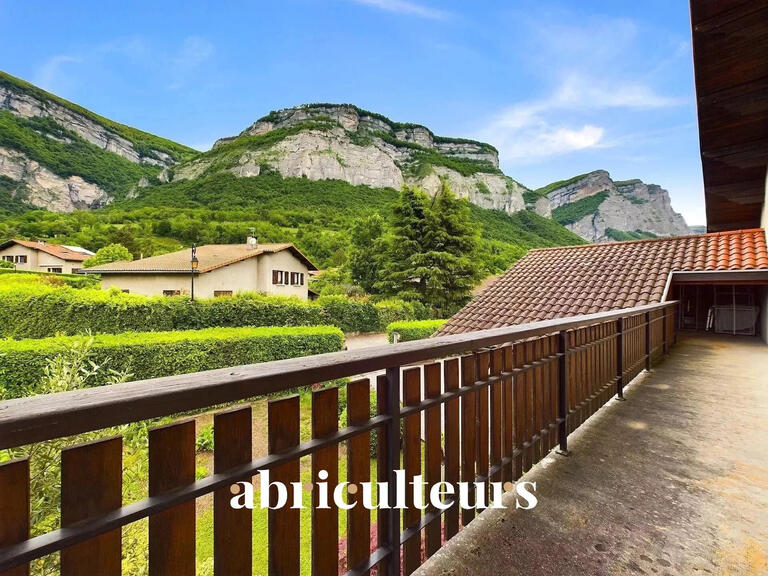 House Crolles - 7 bedrooms - 256m²