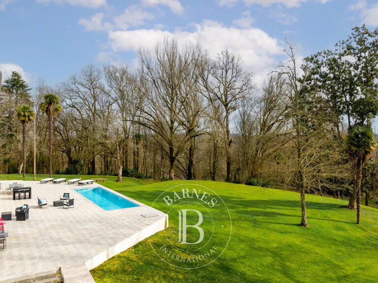 Castle Dax - 8 bedrooms - 650m²