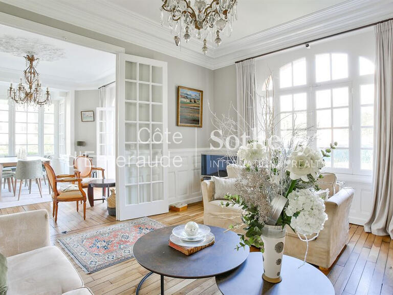 Propriété Dinard - 6 chambres - 198m²