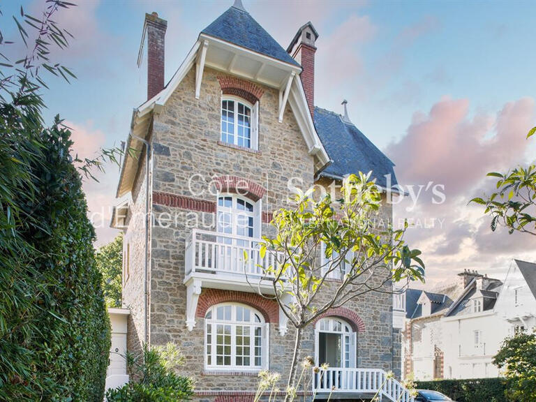 Propriété Dinard - 6 chambres - 198m²