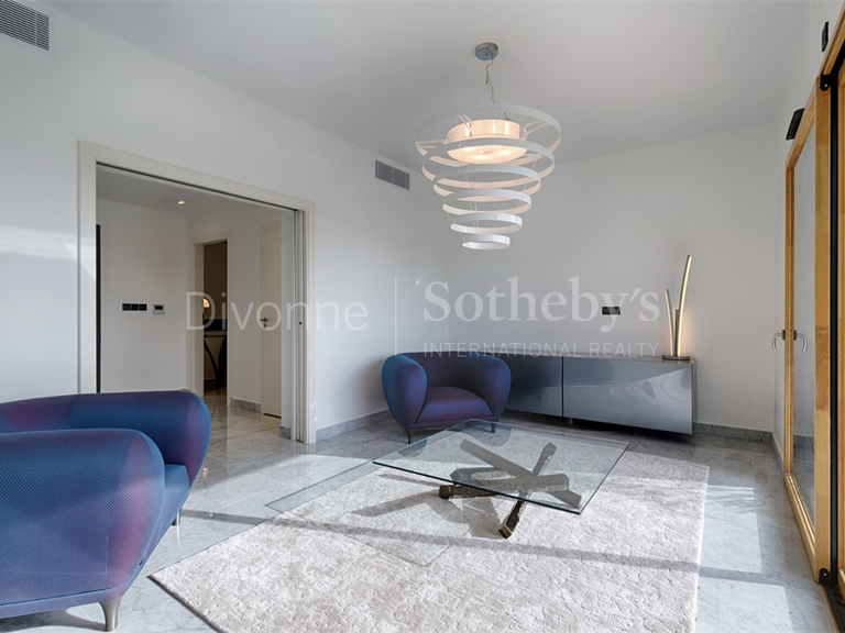 Apartment Divonne-les-Bains - 5 bedrooms - 213m²