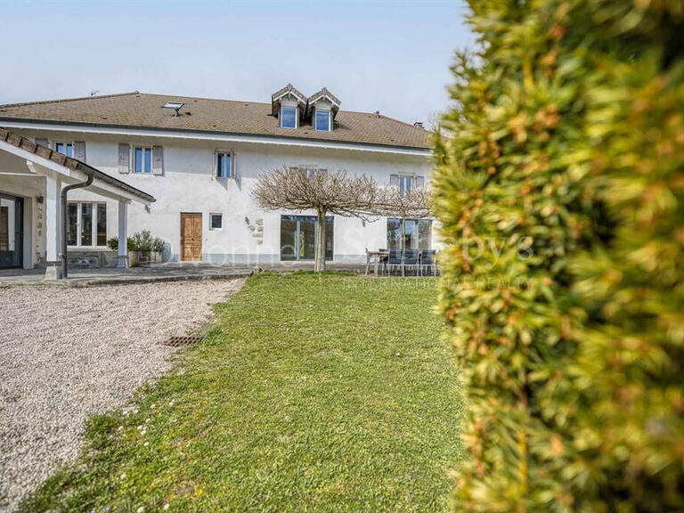 House Divonne-les-Bains - 5 bedrooms - 347m²