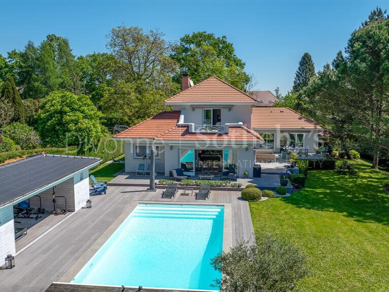 Maison Divonne-les-Bains - 4 chambres - 364m²